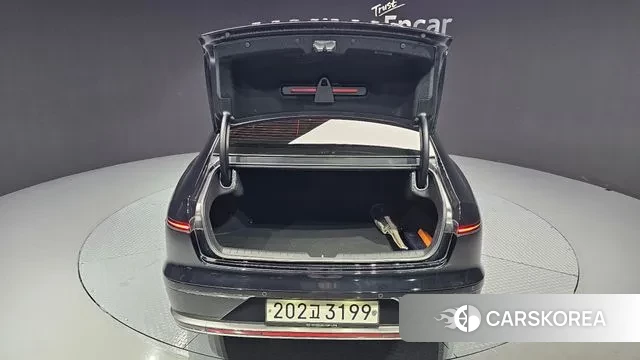 Hyundai Grandeur (GN7) id 3289758 из Кореи 11