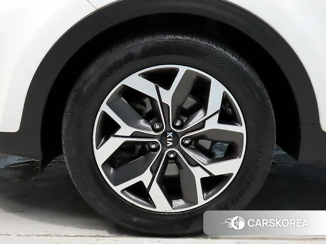 Kia Sportage The Bold id 4384645 из Кореи 11