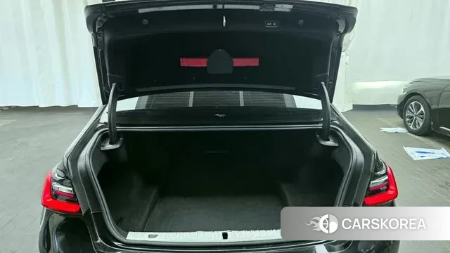 BMW 7 Series (G11) id 3650964 из Кореи 11