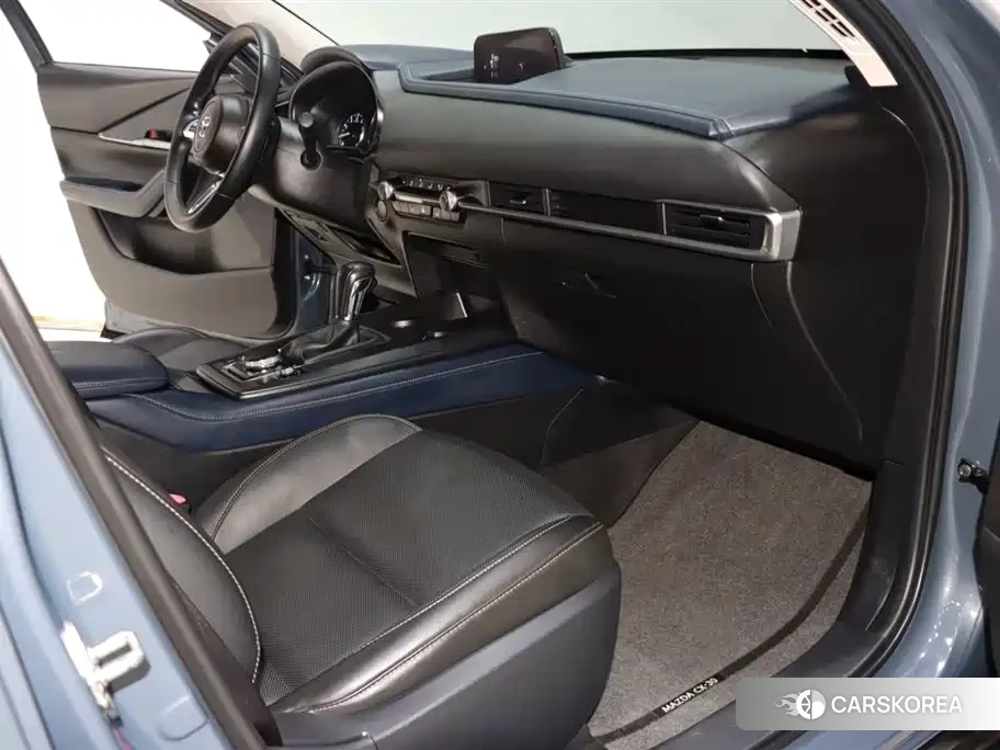 Mazda CX-30 id 4538746 из Китая 11