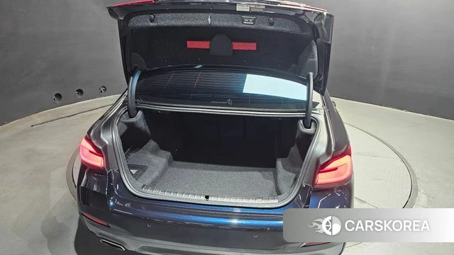 BMW 5 Series (G30) id 3858940 из Кореи 11