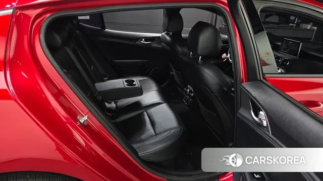 Kia Stinger id 2966360 из Кореи 11