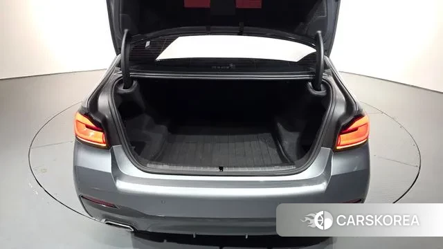 BMW 5 Series (G30) id 3195949 из Кореи 11