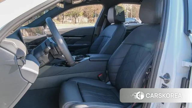 BMW 5 Series (G60) id 3420286 из Кореи 11