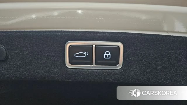 Hyundai Grandeur (GN7) id 4178387 из Кореи 11