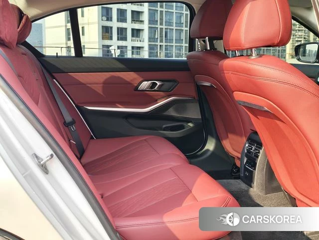 BMW 3 series id 4277734 из Китая 11