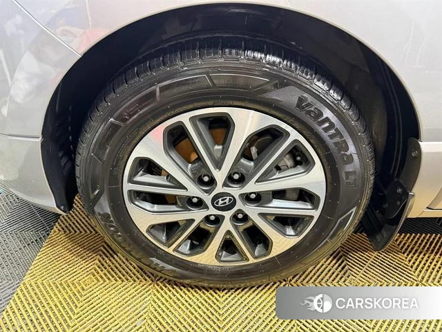 Hyundai The New Grand Starex id 4568558 из Кореи 11