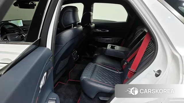 Genesis GV70 id 3488743 из Кореи 11