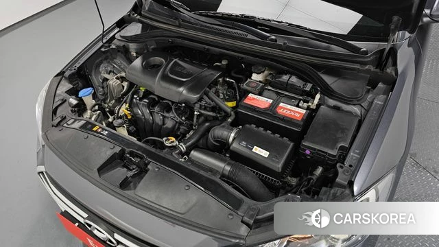 Hyundai Avante AD id 4582103 из Кореи 11