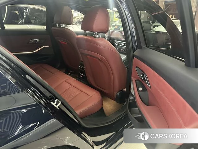 BMW 3 series id 4256343 из Китая 11