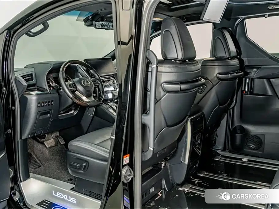 Lexus LM id 4589086 из Китая 11