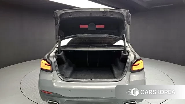 BMW 5 Series (G30) id 3493855 из Кореи 11