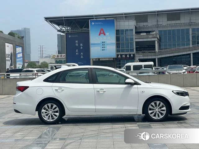 Buick Yinglang id 4212590 из Китая 11