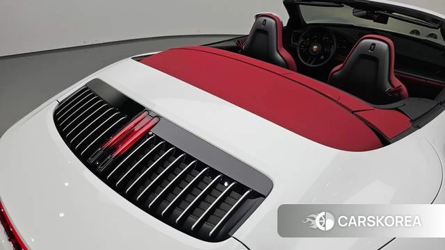Porsche 911(992) id 4617668 из Кореи 11