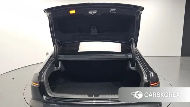 Hyundai Grandeur (GN7) id 3410336 из Кореи 11