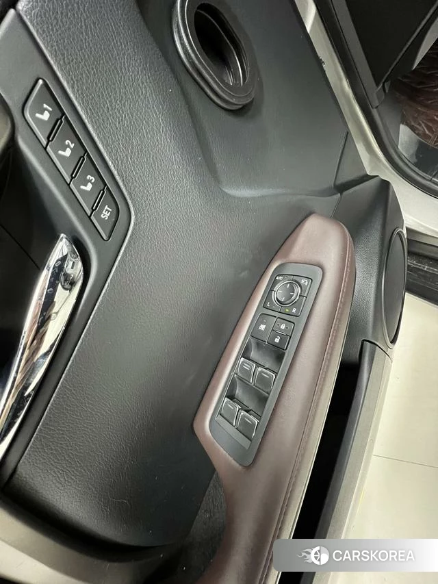 Lexus RX id 4207413 из Китая 11