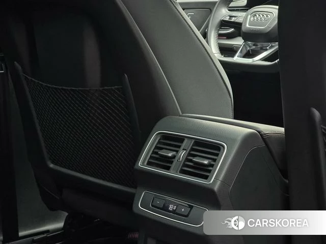 Audi Q5L id 4272545 из Китая 11