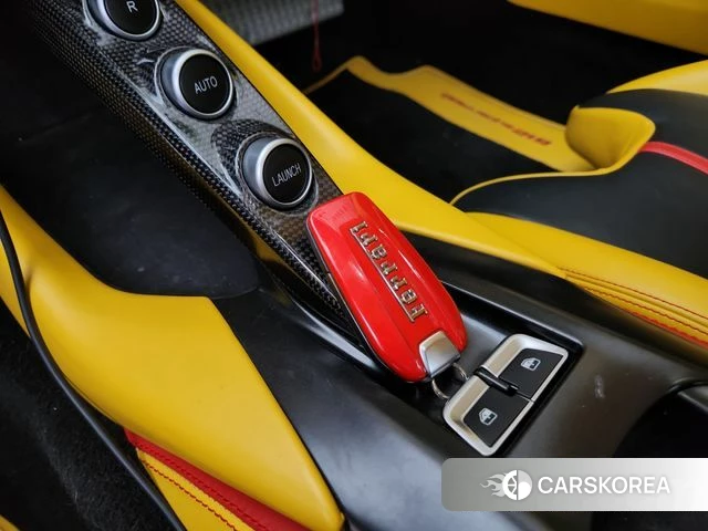 Ferrari 812 Superfast id 4496812 из Кореи 11