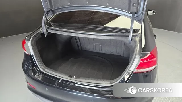 Hyundai Avante AD id 3060853 из Кореи 11