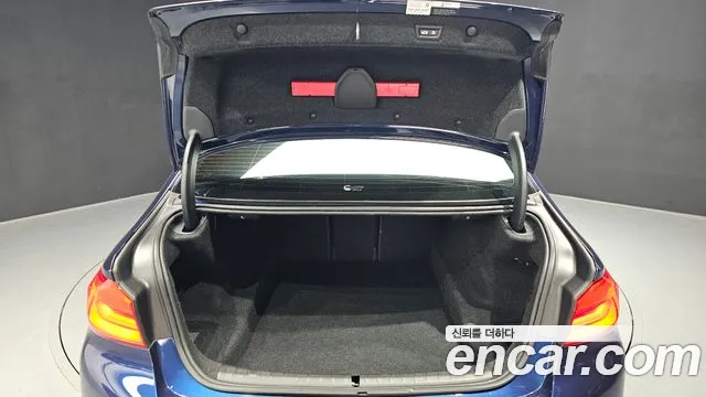 BMW 5 Series (G30) id 2577515 из Кореи 11