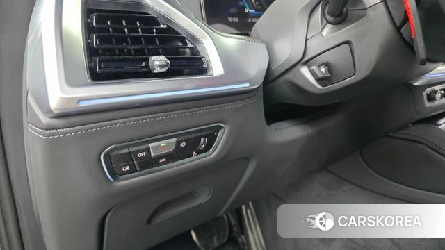BMW XM (G09) id 4792428 из Кореи 11