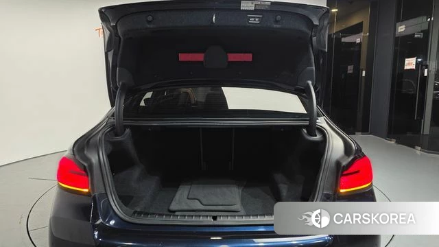 BMW 5 Series (G30) id 4355913 из Кореи 11