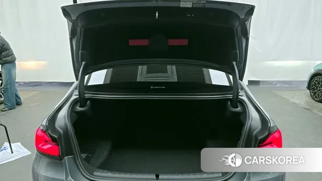 BMW 5 Series (G30) id 3596865 из Кореи 11