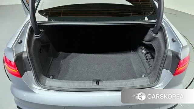 Audi A4 (B9) id 3540979 из Кореи 11