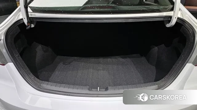 Hyundai Avante AD id 3034300 из Кореи 11