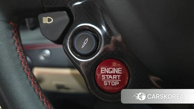 Ferrari 488 GTB id 4698997 из Кореи 11