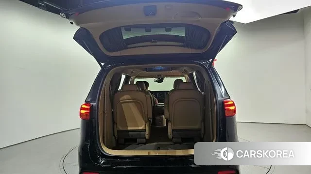 Kia The New Carnival id 3004504 из Кореи 11