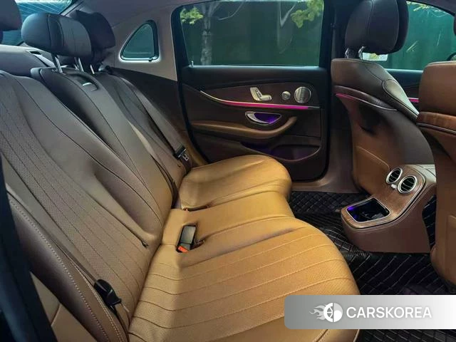 Mercedes-Benz E-class id 4278105 из Китая 11