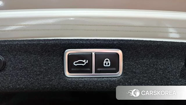 Hyundai Grandeur (GN7) id 4408881 из Кореи 11