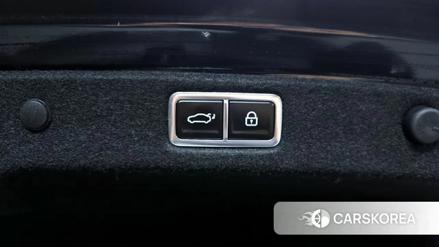 Hyundai Grandeur (GN7) id 4308292 из Кореи 11