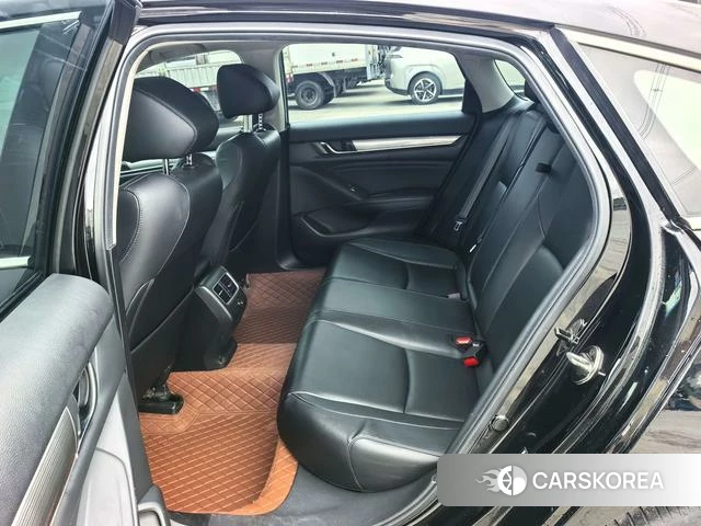 Honda Accord id 4263615 из Китая 11
