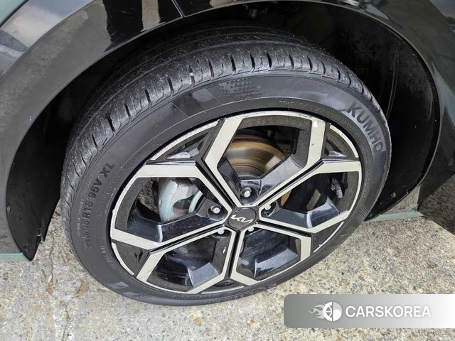 Kia Di Ol Nu Niro id 3889275 из Кореи 11