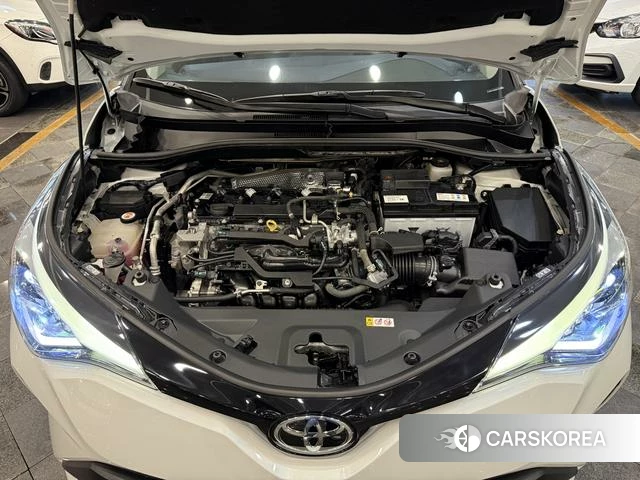 Toyota C-HR id 4209211 из Китая 11