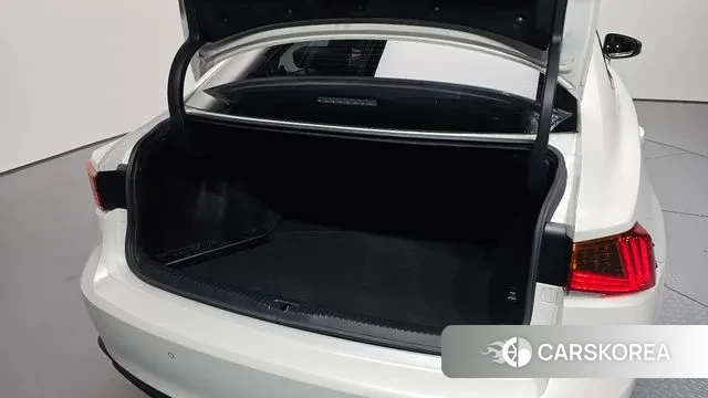 Lexus New IS300 id 3494397 из Кореи 11