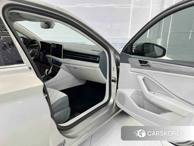 Volkswagen Sagitar id 4335959 из Китая 11
