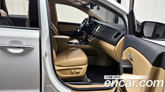 Kia The New Carnival id 2660601 из Кореи 11