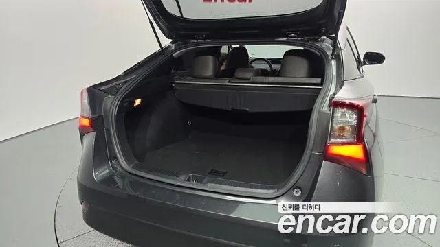 Toyota Prius 4th Generation id 2956480 из Кореи 11