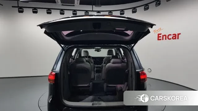 Kia All New Carnival id 3423585 из Кореи 11