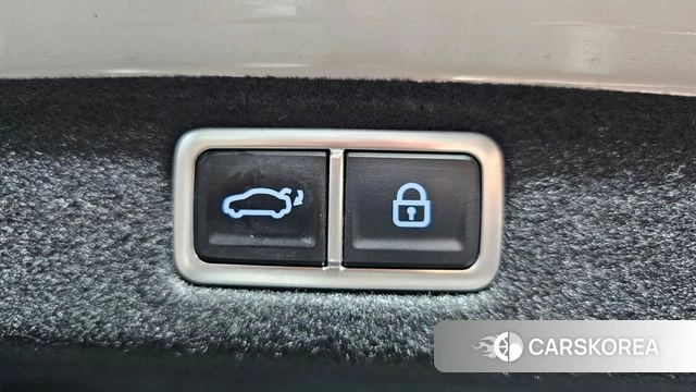 Hyundai Grandeur Hybrid (GN7) id 3909687 из Кореи 11