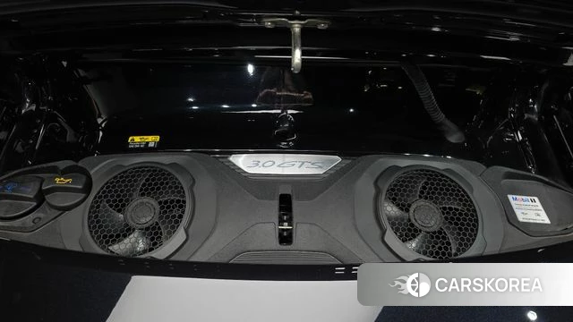 Porsche 911(992) id 4368850 из Кореи 11