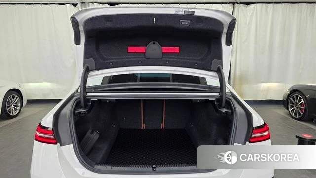 BMW 5 Series (G60) id 3963630 из Кореи 11