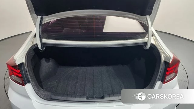 Hyundai The New Avante AD id 3879526 из Кореи 11