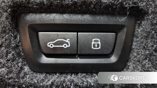 BMW 5 Series (G60) id 3057909 из Кореи 11