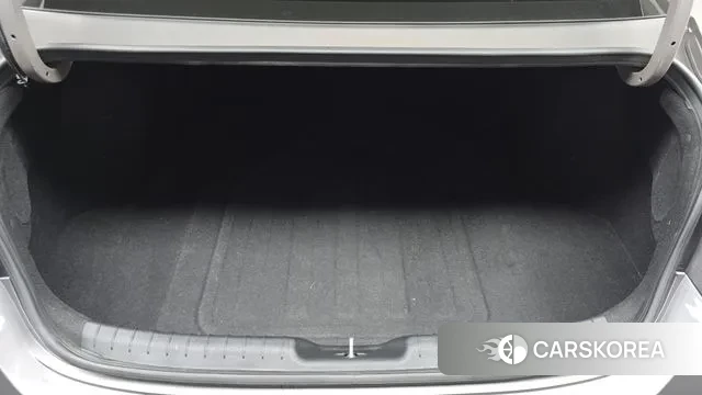 Hyundai Avante Hybrid (CN7) id 2975644 из Кореи 11