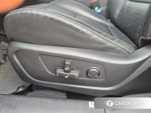 Ssangyong Torres id 3721381 из Кореи 11