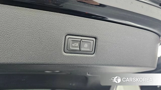 Audi A7 (4K) id 3860463 из Кореи 11